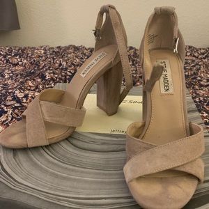 Steve Madden nude suede ankle strap